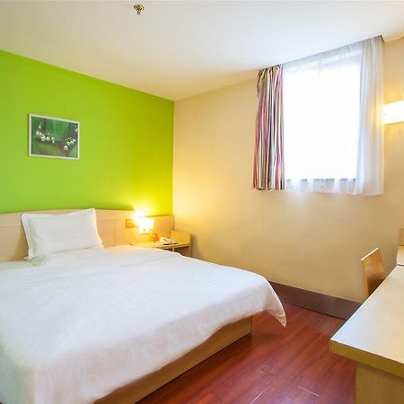 7Days Inn Guangzhou Nonglinxia Road Ouzhuang Subway Station Екстериор снимка
